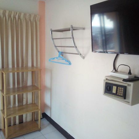 M & A Guesthouse Hua Hin Ngoại thất bức ảnh