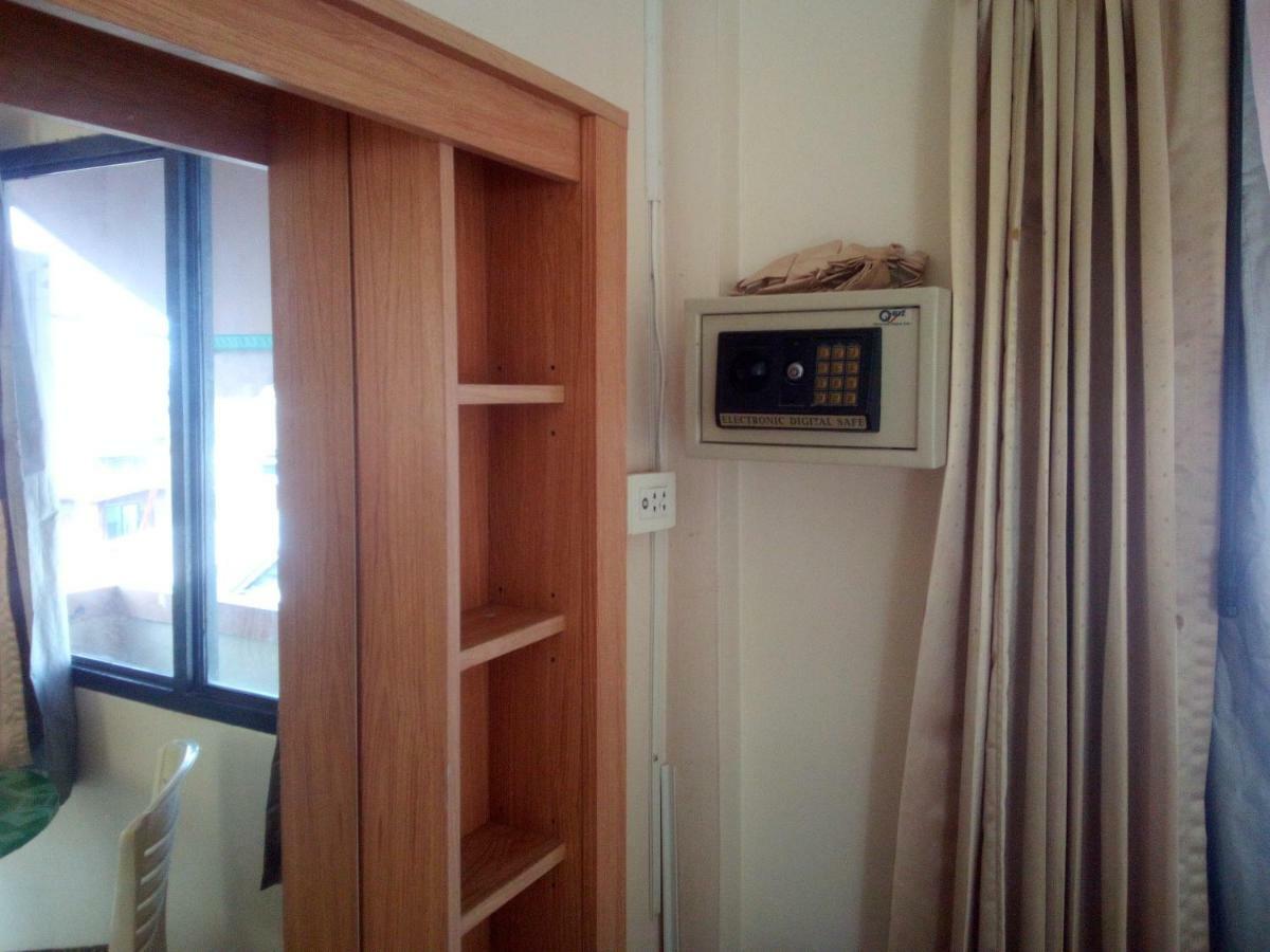 M & A Guesthouse Hua Hin Ngoại thất bức ảnh