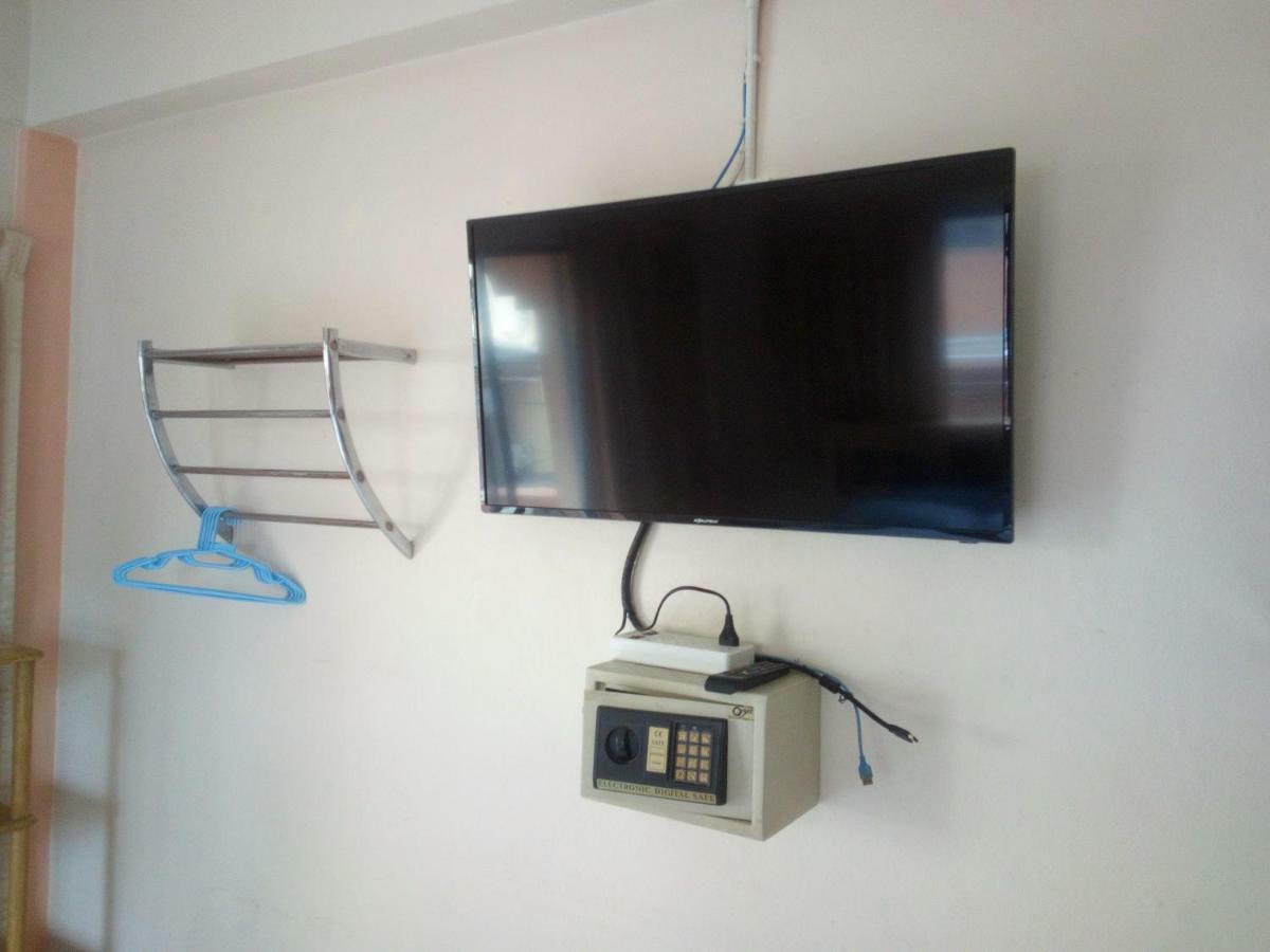 M & A Guesthouse Hua Hin Ngoại thất bức ảnh